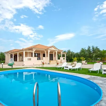 Hidden Heaven Vip Villa. *